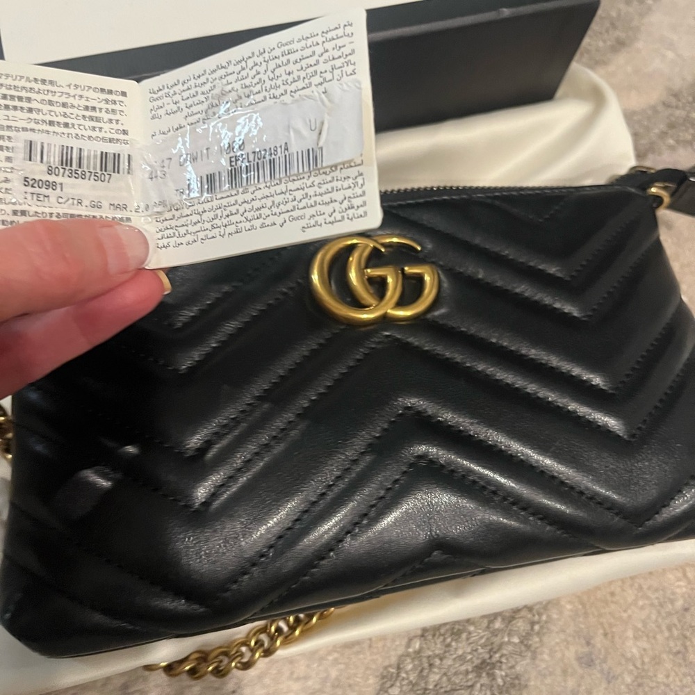 GUCCI MARMONT Mini Chain Bag Crossbody Black Gold Chain Mint - Picture 5 of 13